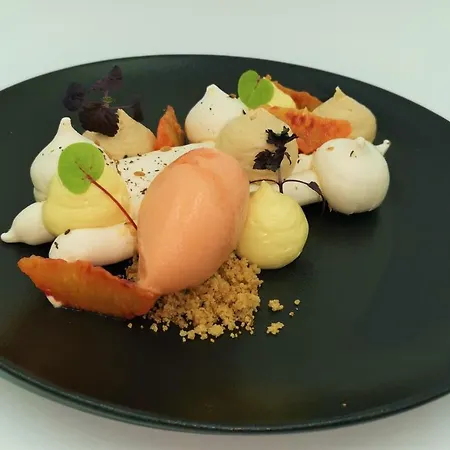 호텔 Logis Le Relais De La Poste Restaurant Le Fil Du Temps Thury-Harcourt-le-Hom
