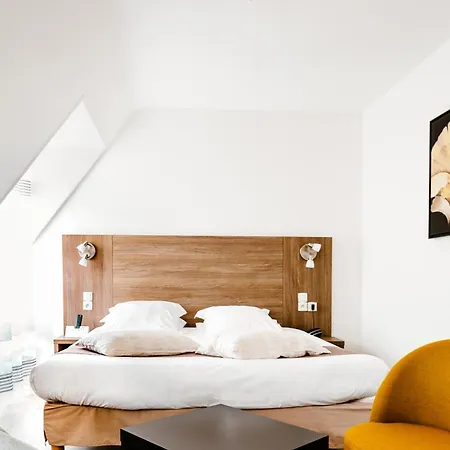 Hotel Logis Le Relais De La Poste 3*