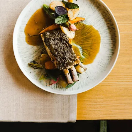 Logis Le Relais De La Poste Restaurant Le Fil Du Temps ホテル