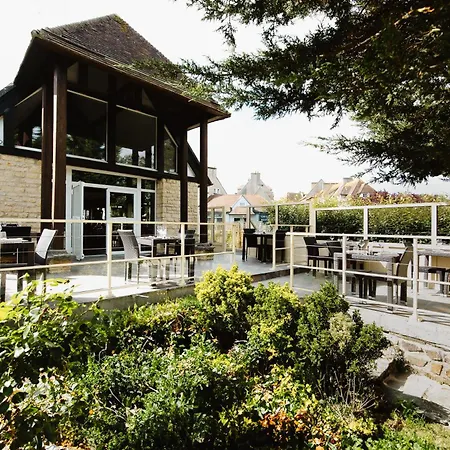 Logis Le Relais De La Poste Thury-Harcourt-le-Hom