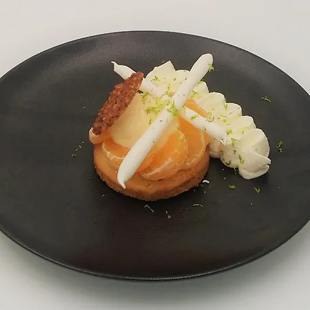 ホテル Logis Le Relais De La Poste Restaurant Le Fil Du Temps Thury-Harcourt-le-Hom