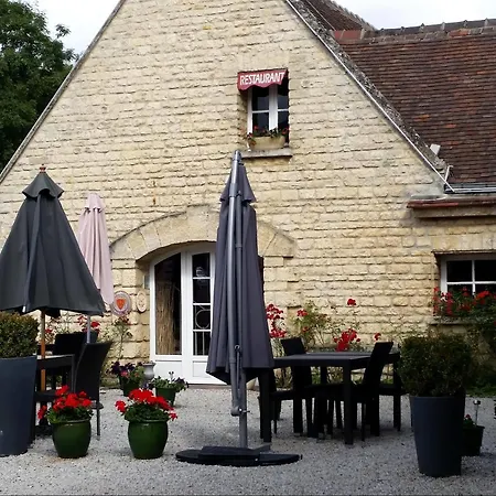 Logis Le Relais De La Poste Restaurant Le Fil Du Temps Hotel 3*