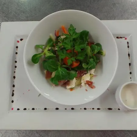 Logis Le Relais De La Poste Restaurant Le Fil Du Temps 3*