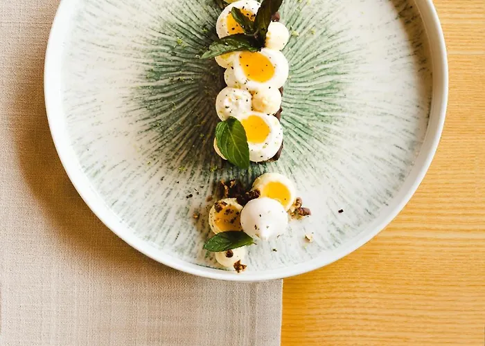 Logis Le Relais De La Poste Restaurant Le Fil Du Temps فندق Thury-Harcourt-le-Hom