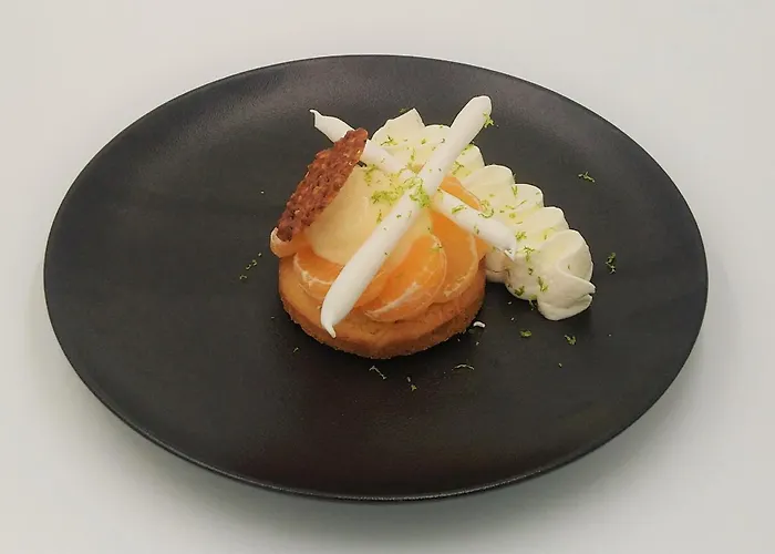 فندق Logis Le Relais De La Poste Restaurant Le Fil Du Temps Thury-Harcourt-le-Hom