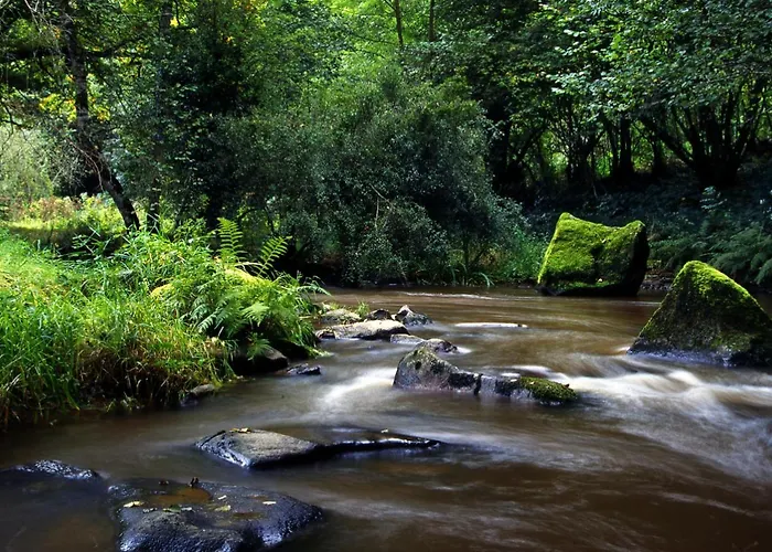 فندق Logis Le Relais De La Poste Restaurant Le Fil Du Temps 3*